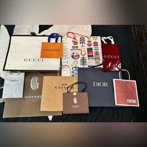 Louis Vuitton, Gucci, Goyard Shopping bags